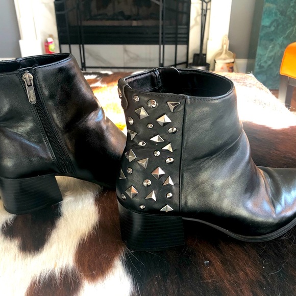 Jazzy Circus by Sam Edelman Studded Boots Sz 7.5 - Picture 4 of 8